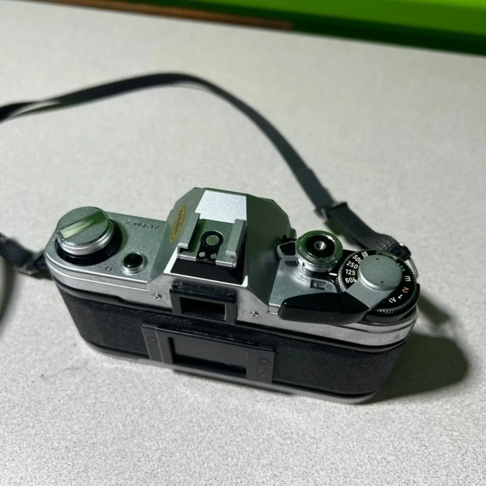 Canon AE-1 35mm SLR Film Camera Body Vintage Silver Black Japan 2386617